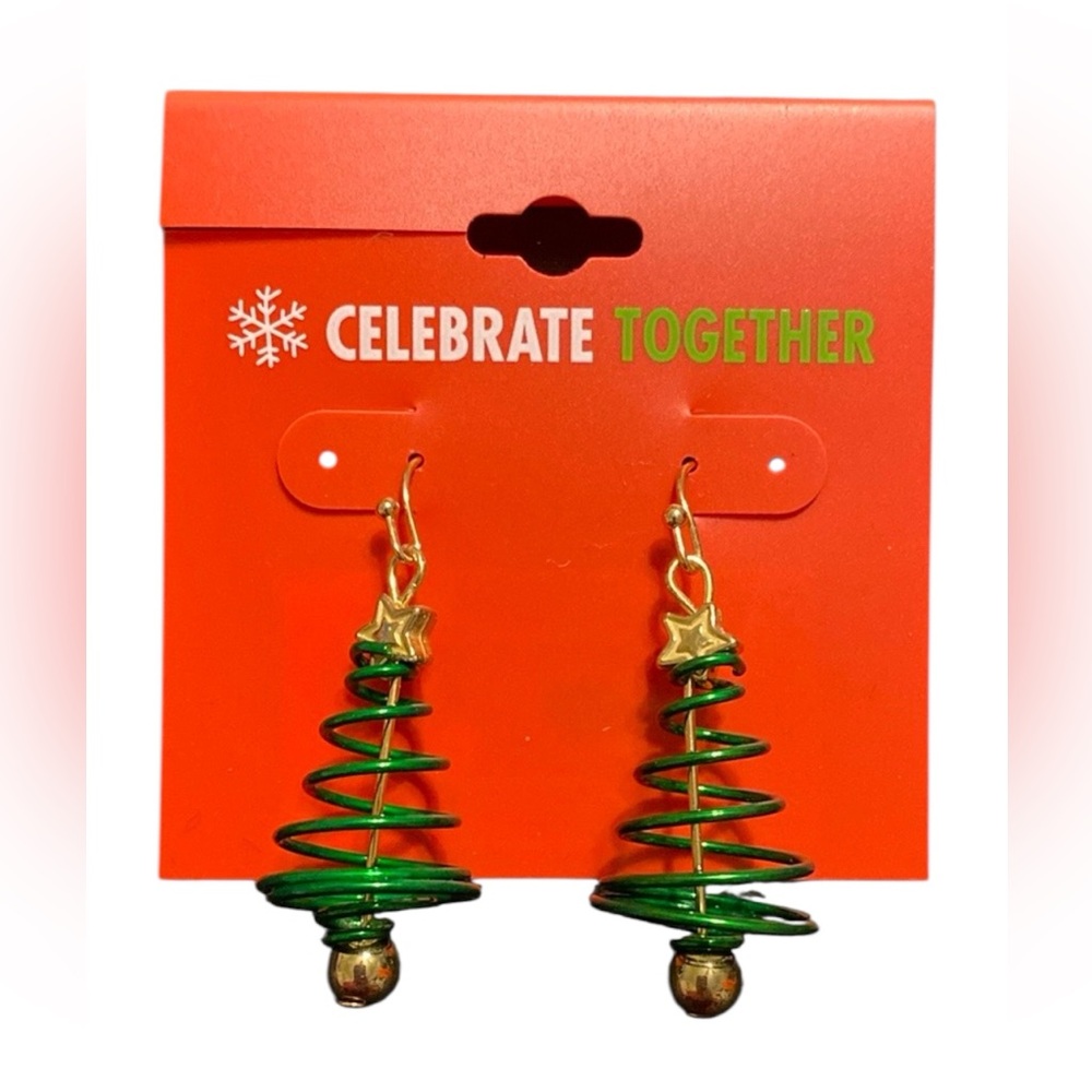 Christmas Tree Dangle Earrings NWT!